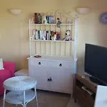 Del Pi Apartments